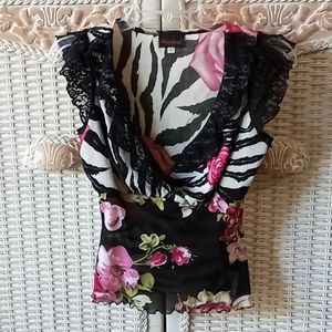 Lace floral stretchy top